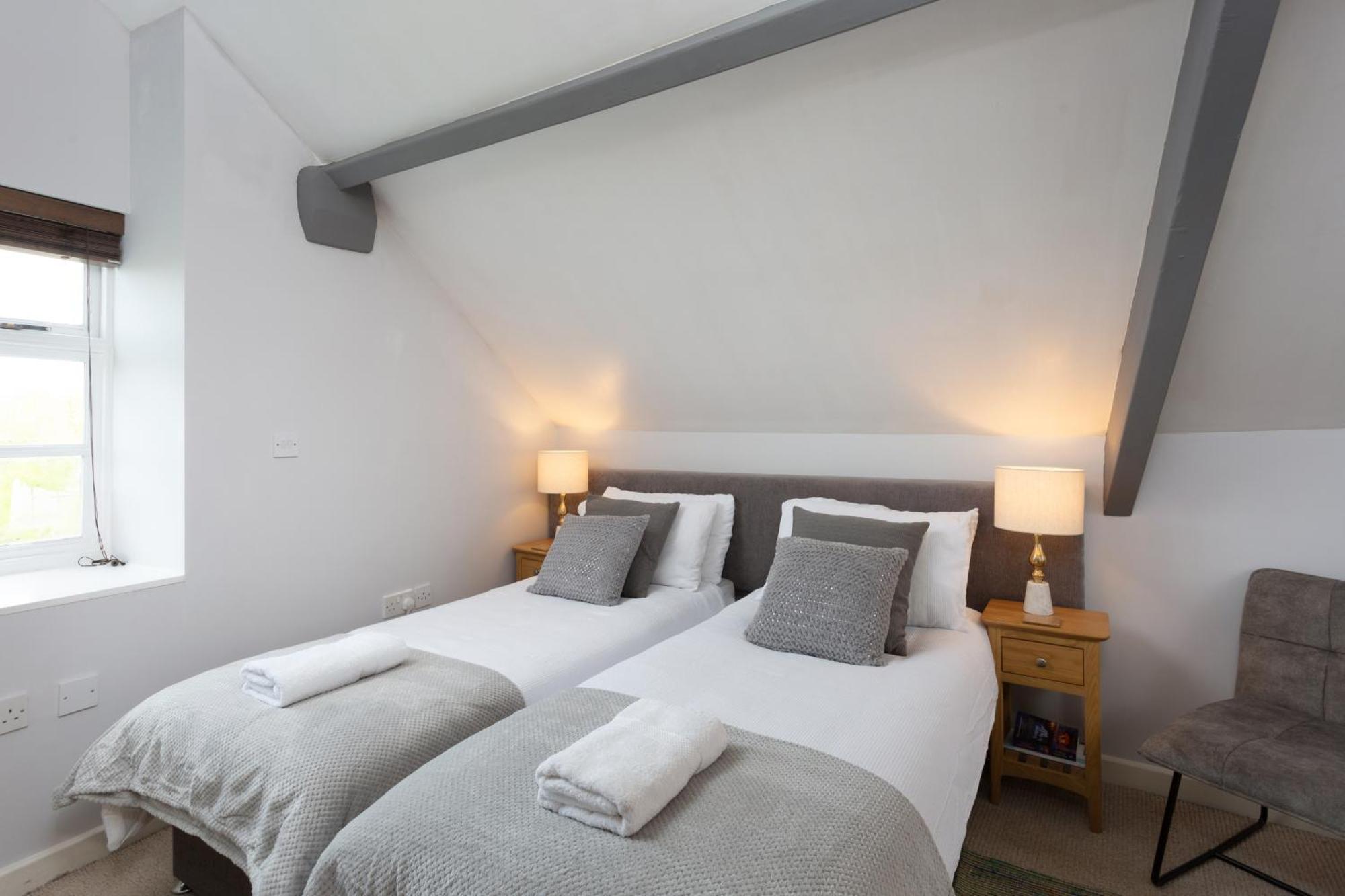 Bootham Court Grade II Duplex Apartment With Free Parking & Wi-Fi - Sleeps 2-6 People Йорк Екстериор снимка